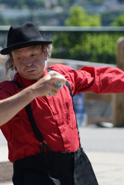 Jongleur de rue à Québec