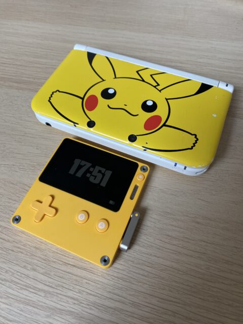 playdate et 3DS XL Pikachu