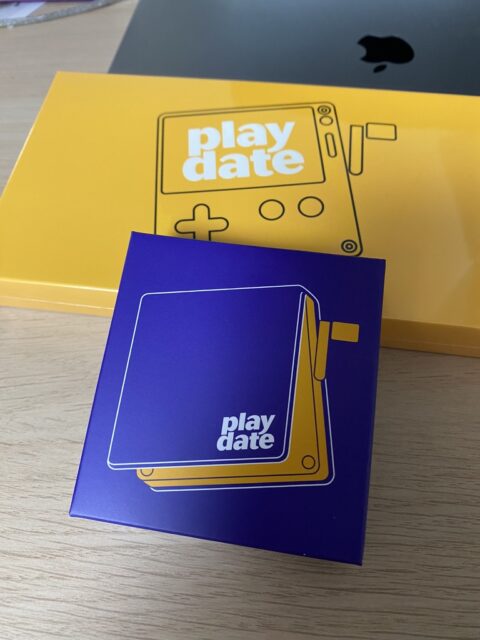 Boîtes playdate et cover playdate